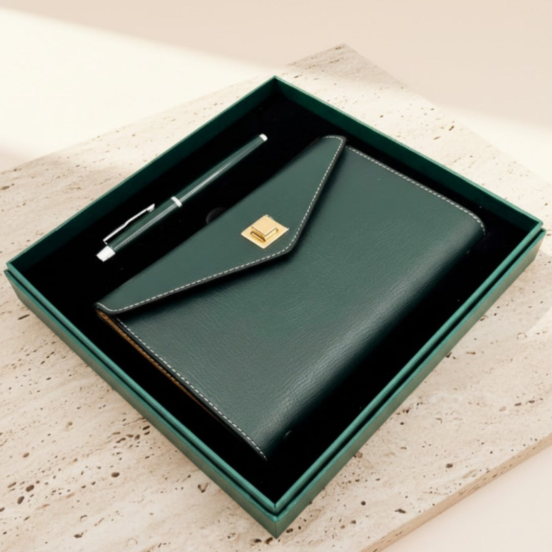 Elegancki Zestaw Upominkowy - Notes Skórzany z Długopisem w Pudełku Prezentowym – Premium – EE8