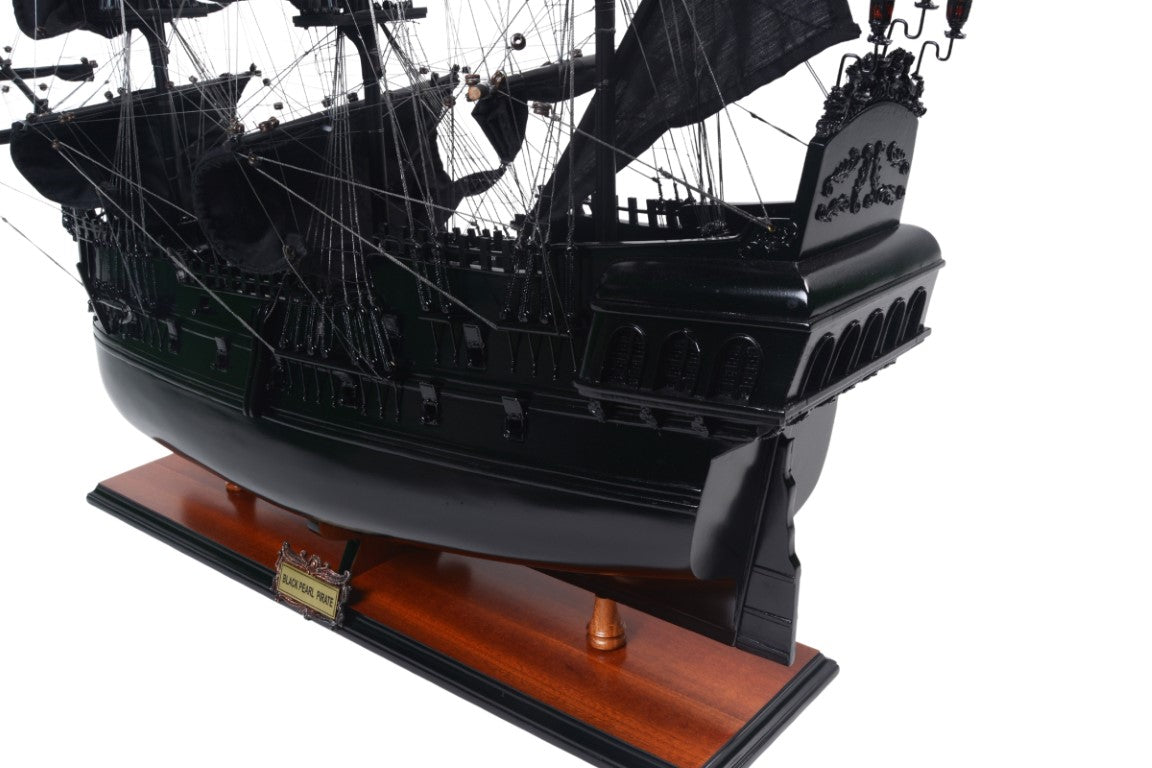 Modelo de Navio Pirata Pérola Negra BP80R com Possibilidade de Personalização por Gravação, comprimento 89 cm, presente exclusivo para qualquer ocasião, artesanato artístico, base em madeira