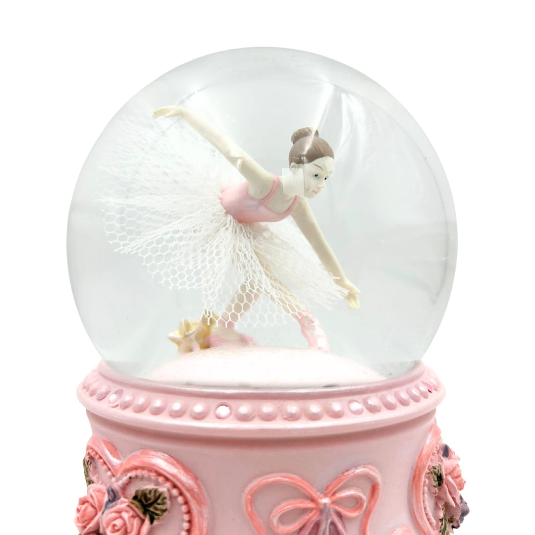 Bailarina Dançante em Bola de Vidro 15cm com Gravação Personalizada - Caixa de Música Elegante com Base Pastel e Melodia Lago dos Cisnes