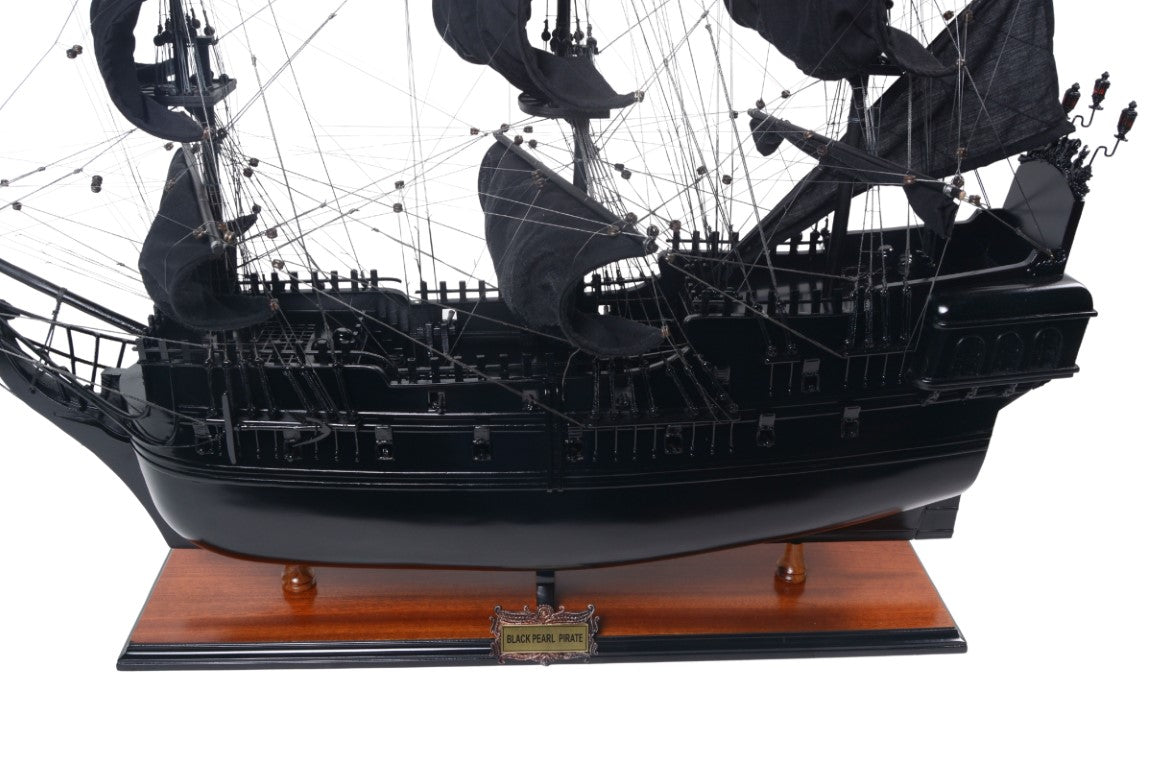 Modelo de Navio Pirata Pérola Negra BP80R com Possibilidade de Personalização por Gravação, comprimento 89 cm, presente exclusivo para qualquer ocasião, artesanato artístico, base em madeira