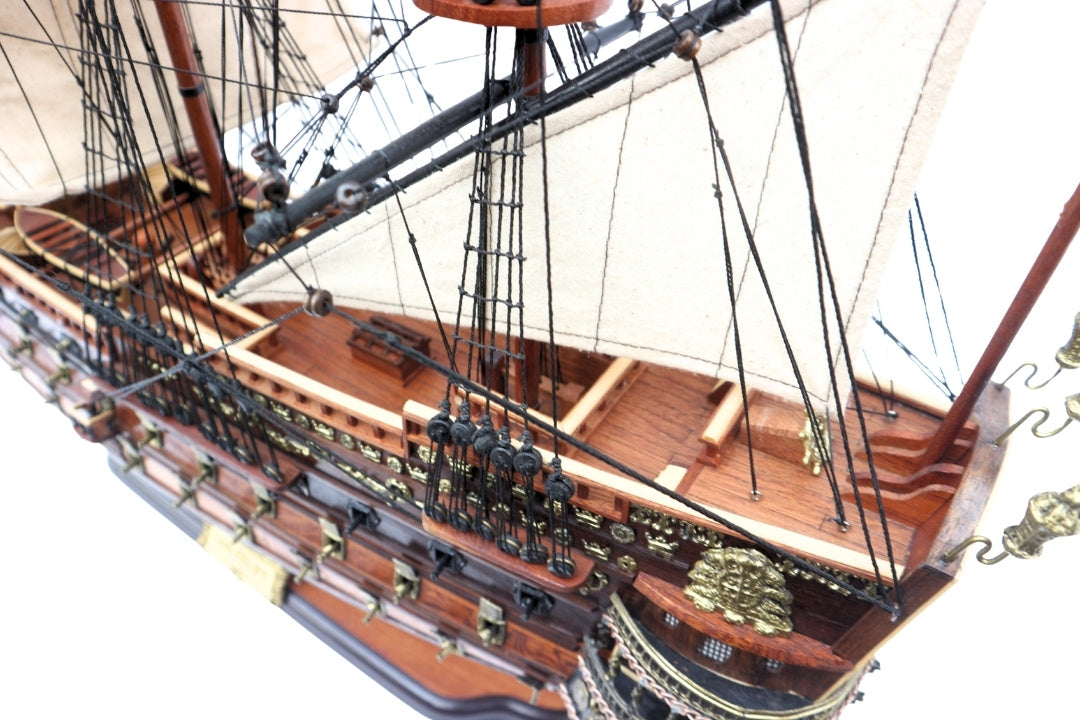 Modelo do veleiro San Felipe 80cm, com possibilidade de personalização por gravação