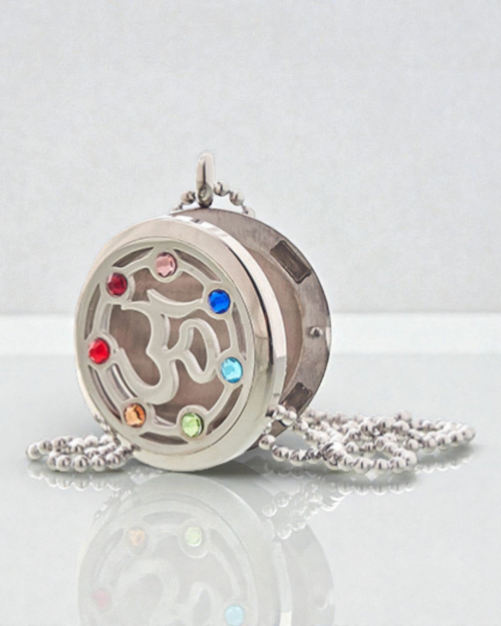 Colar Aromalife Chakra OM – Medalhão Secreto de Aroma 30 mm