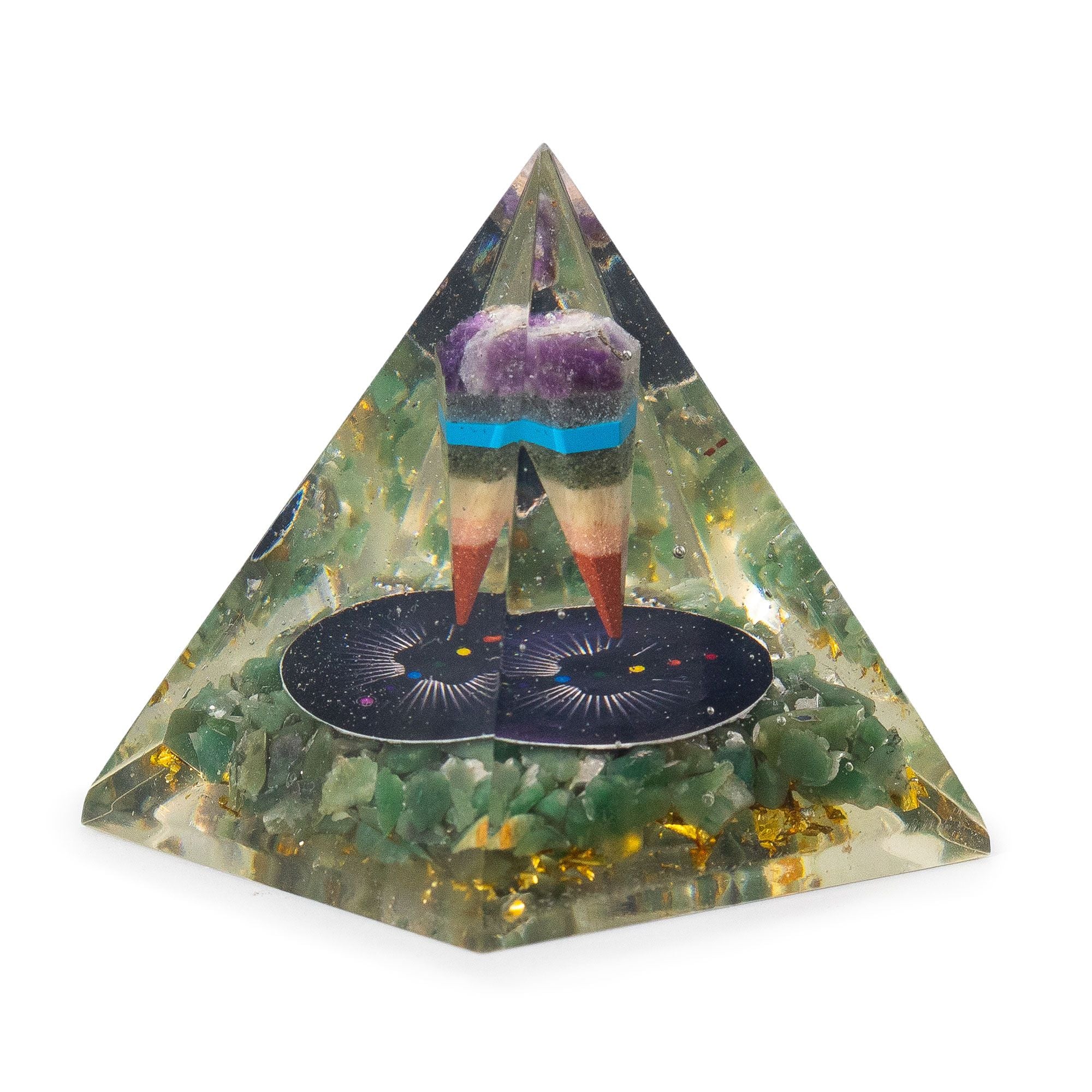 Pirâmide Média Orgonite com Pêndulo e Chips Verdes de Aventurina 7x6 cm