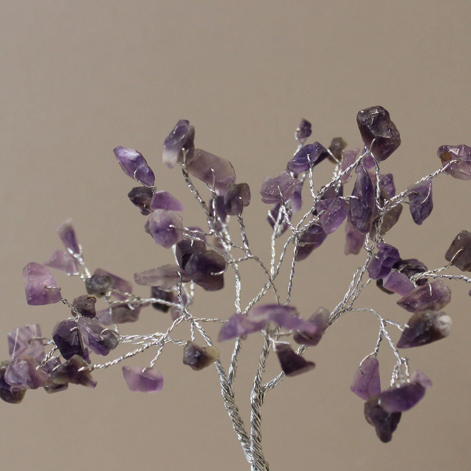 Árvore de Cristal de Ametista com Base de Orgonite