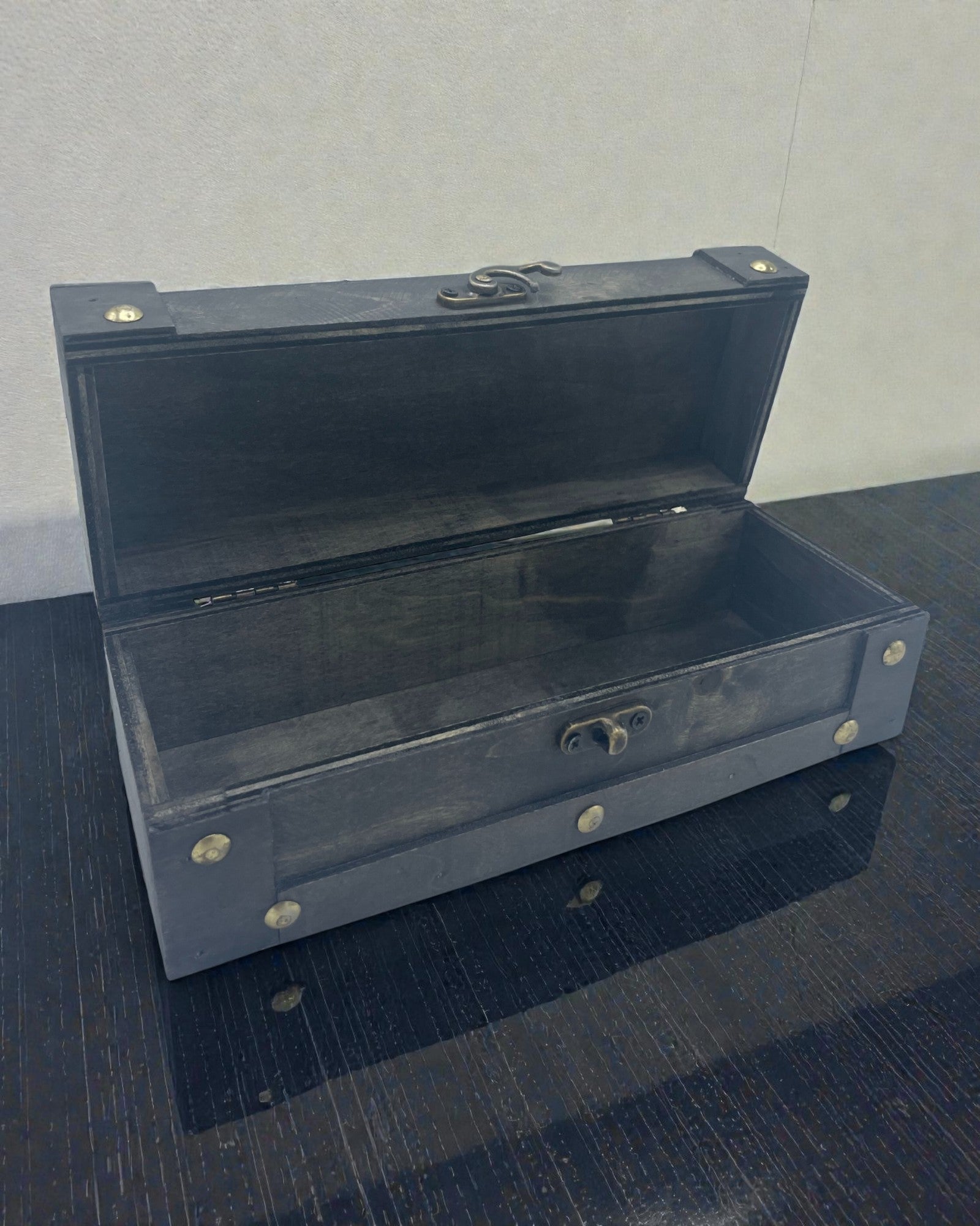 Arca de Chá Esbelta – Caixa Longa Cinzenta