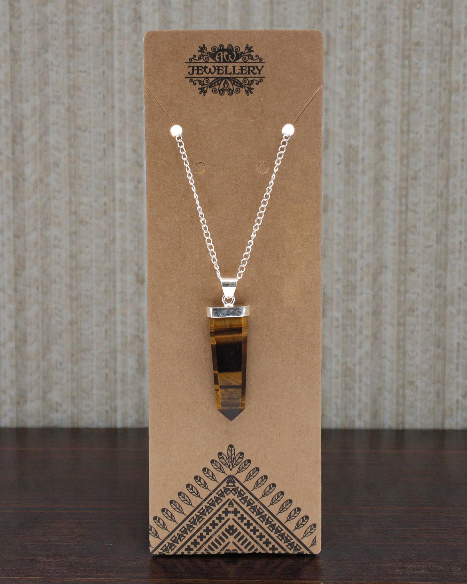 Chama de Tigre – Pendente Plano em Olho de Tigre com Lapidação Cristal