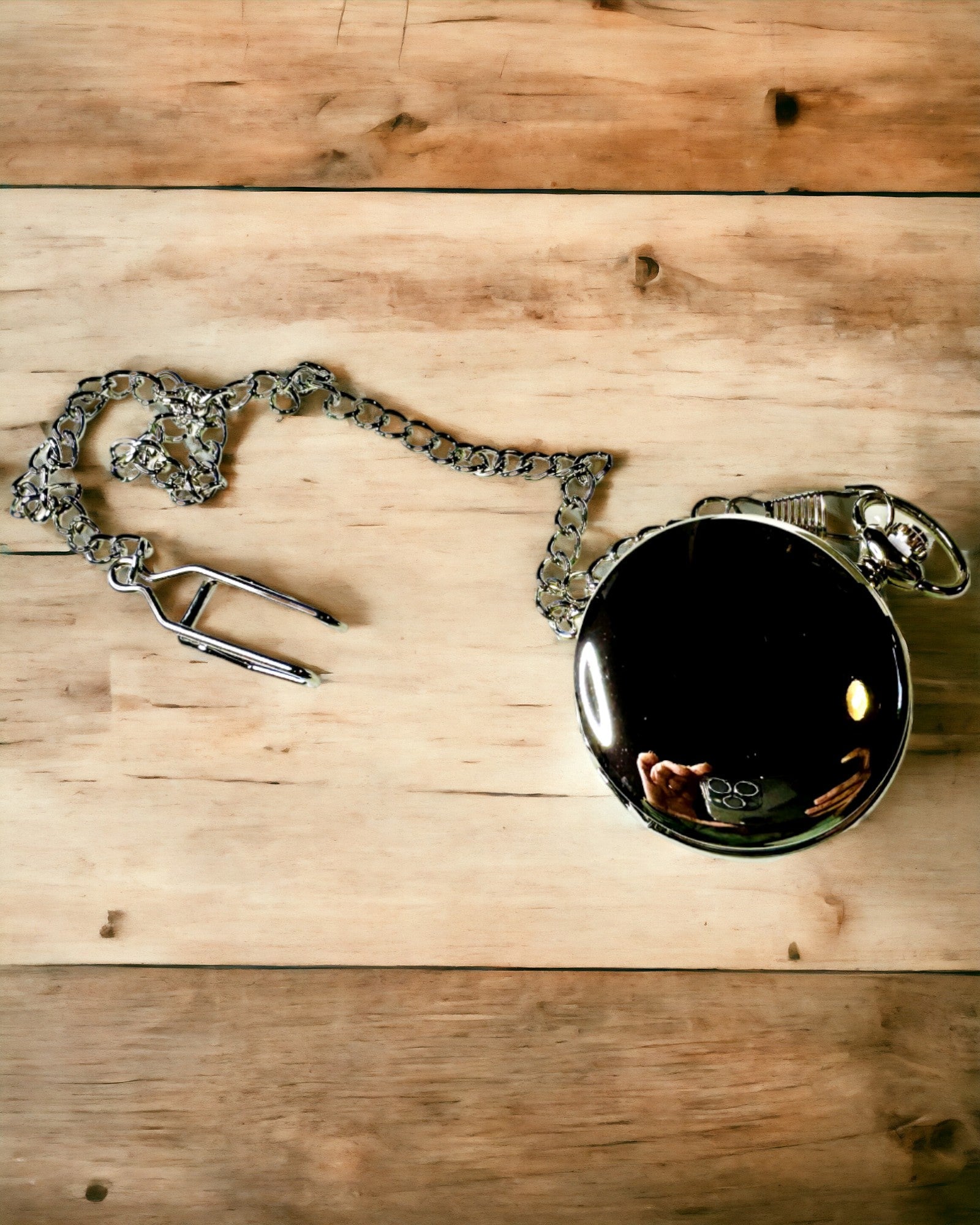 Relógio de Bolso Clássico com Números Romanos e Corrente, Quartzo, Brilho de Aço - cor prata