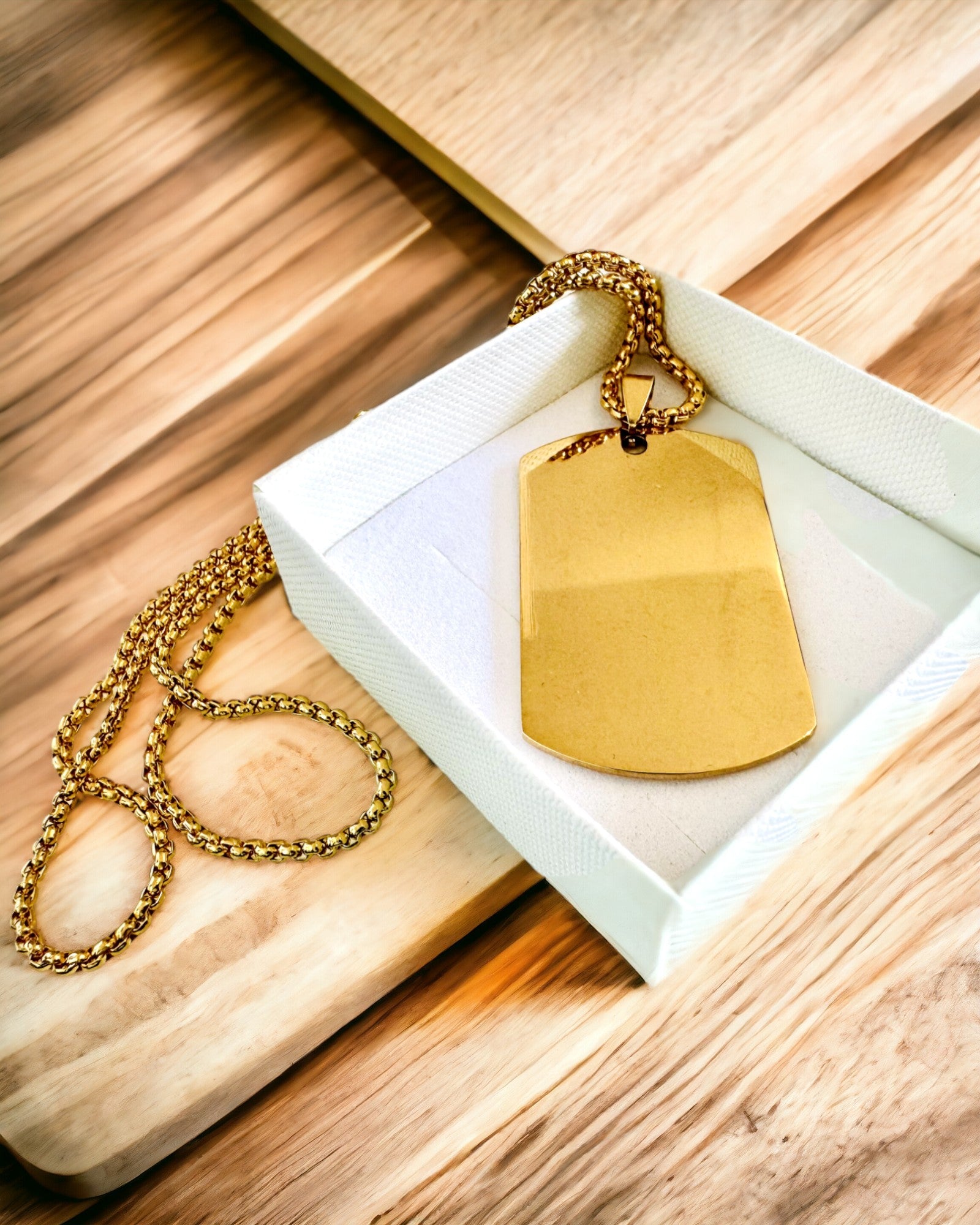 Colar com Dog Tag "Três Tons de Estilo" - Placa de Identificação - Pingente Elegante em Aço Inoxidável com Opção de Gravação