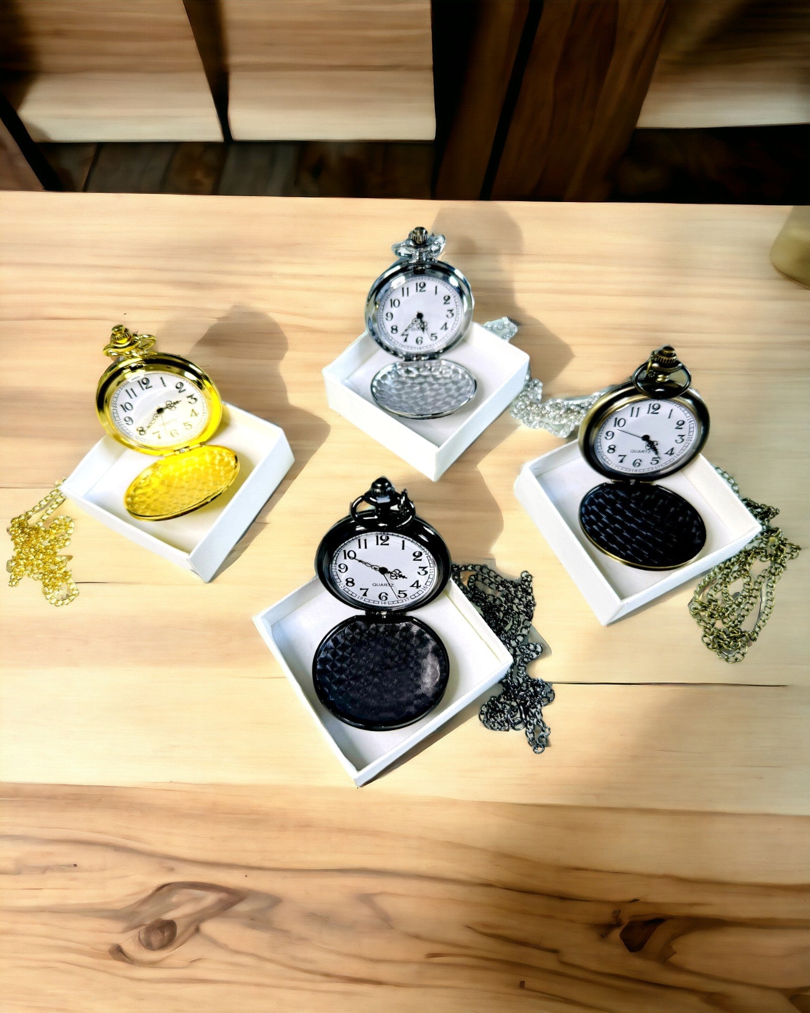 Relógio de bolso vintage personalizável - ouro escovado