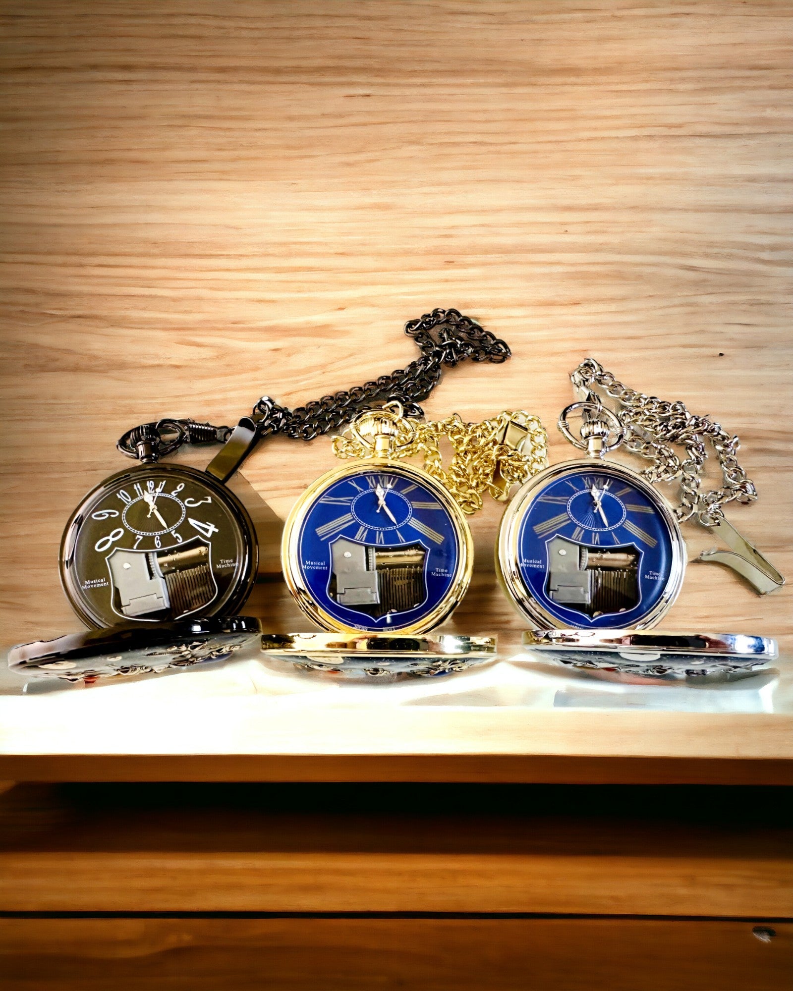 Relógio de bolso "Astrum Temporis" - Moldura preta. Possibilidade de personalização com gravação