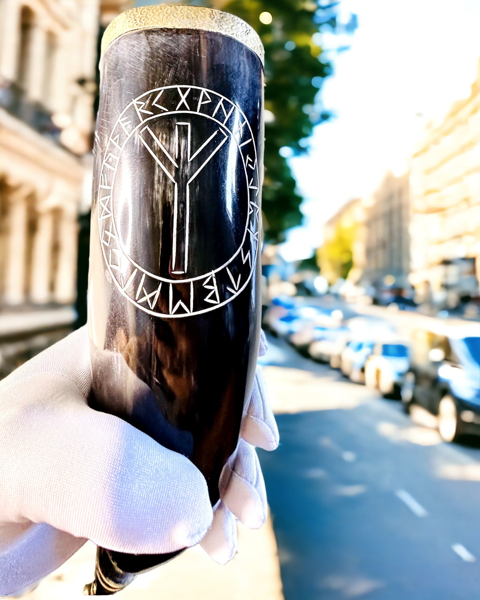 Caneca de Chifre "Viking Valor" - Gravada à Mão, Qualidade Premium - 4 variantes à escolha