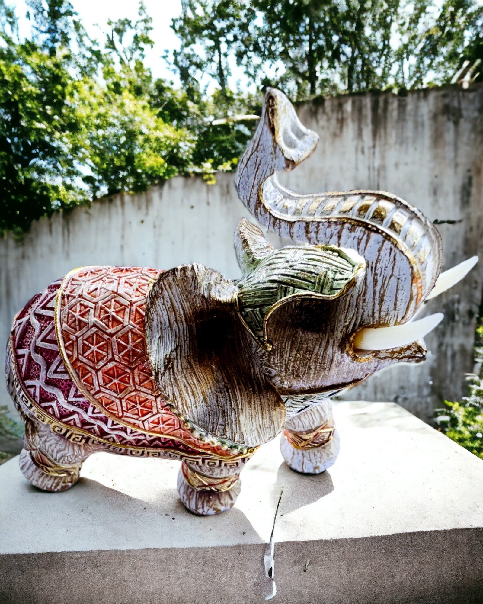 Słoniowa Stróżka – Elefante Decorativo de Resina com Possibilidade de Gravação