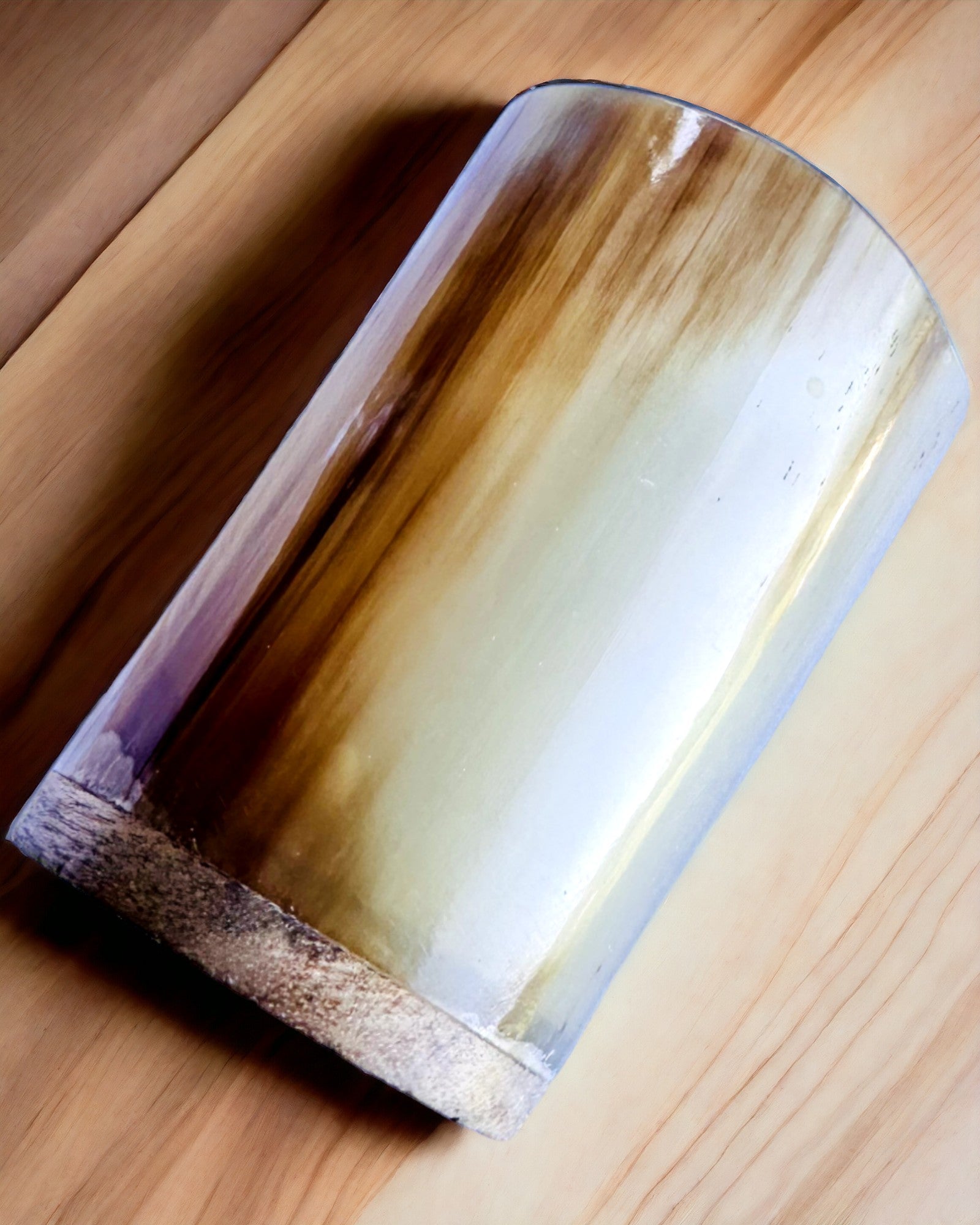 Pequeno Copo Feito à Mão com Possibilidade de Gravação, copo Indiano, possibilidade de personalização para presente, gravação. Cor clara