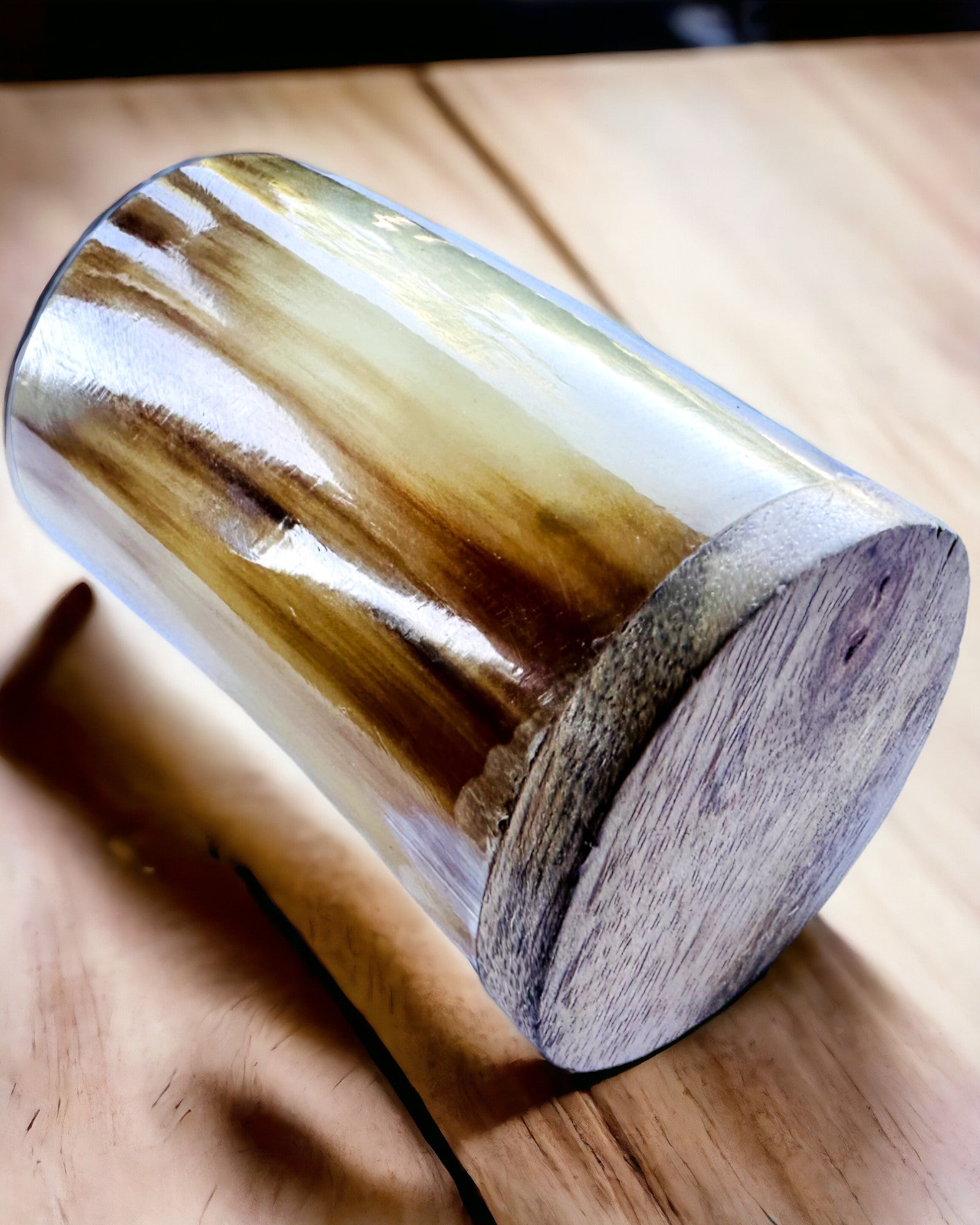 Pequeno Copo Feito à Mão com Possibilidade de Gravação, copo Indiano, possibilidade de personalização para presente, gravação. Cor clara