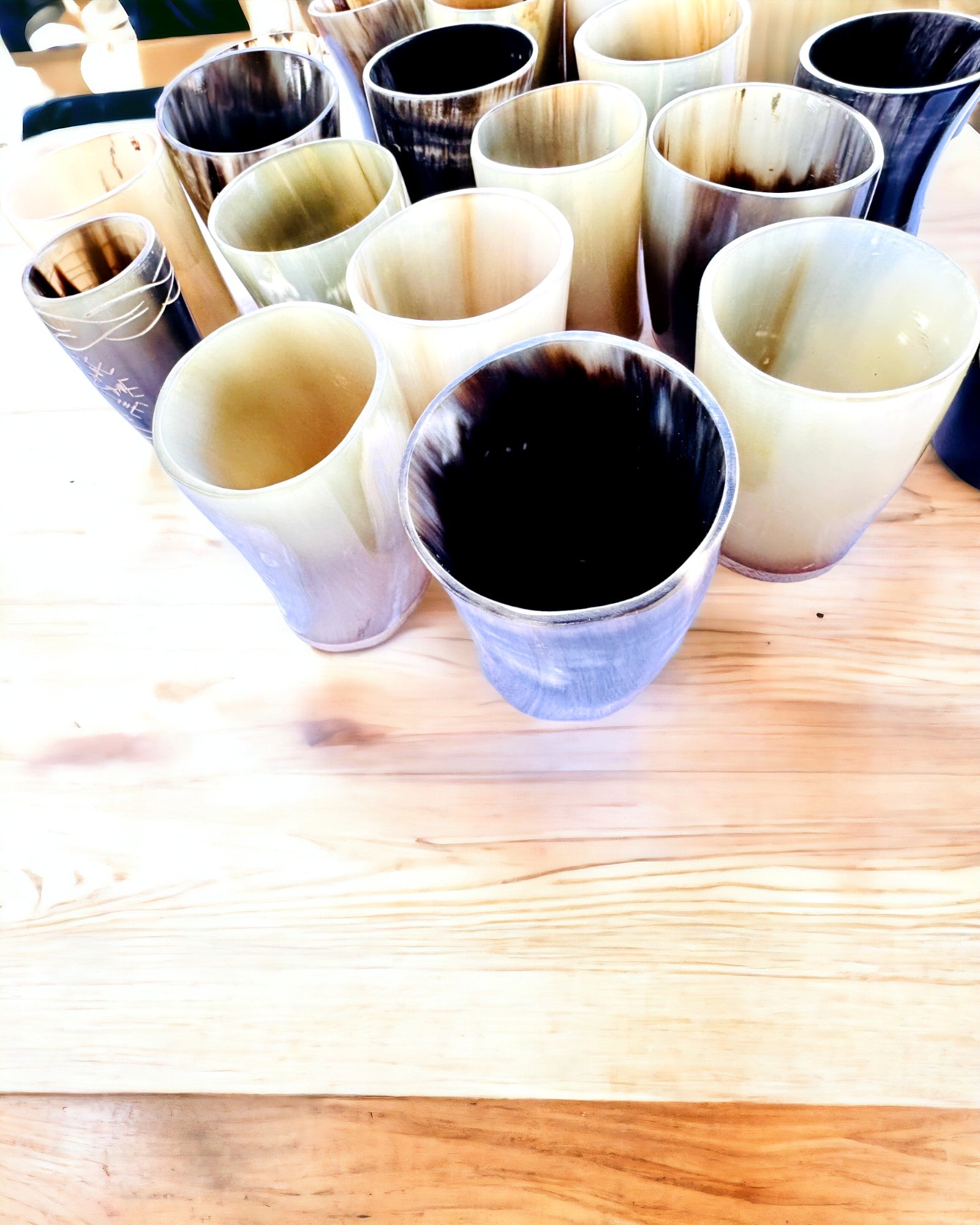 Pequeno Copo Feito à Mão com Possibilidade de Gravação, copo Indiano, possibilidade de personalização para presente, gravação. Cor clara