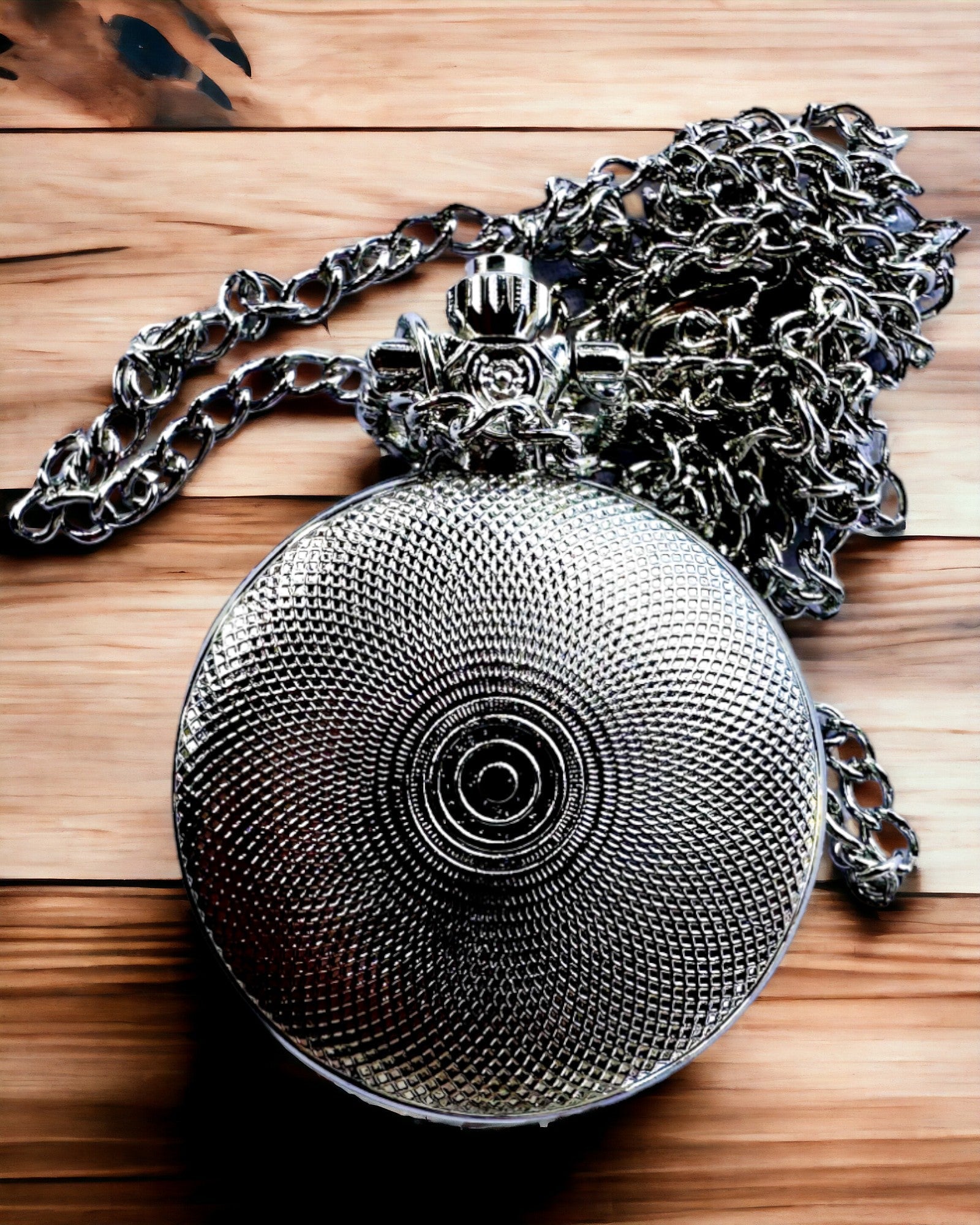 Relógio de Bolso "Raposa Mística" com Possibilidade de Gravação