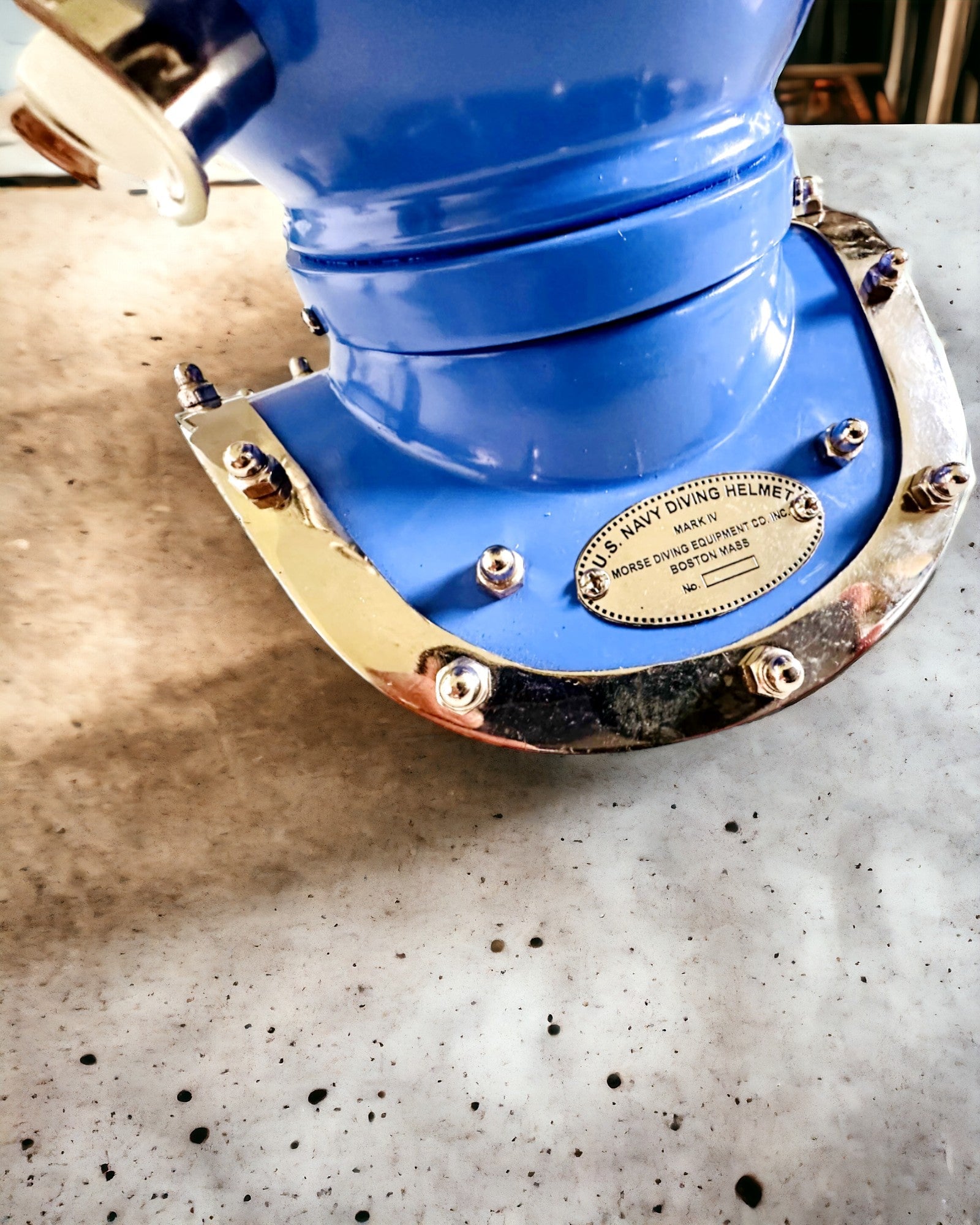 Capacete do Explorador das Profundezas - Edição de Colecionador com Opção de Gravação, 35 cm, presente para bombeiro ou mergulhador