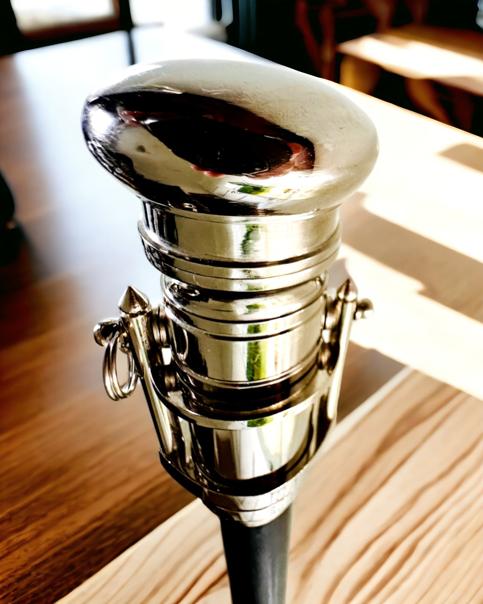 BASTÃO DE CAMINHADA COM PUNHO E FUNÇÃO DE LUNETA – ELEGANTE E MODERNO, 95 CM - capitão "Navigator's Crest"