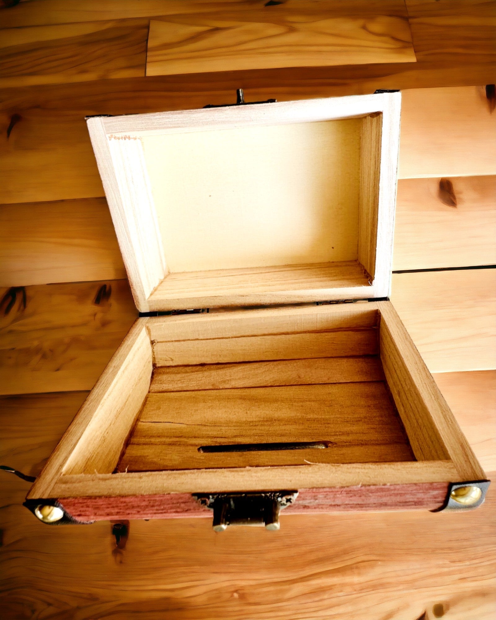 Caixa Mágica de Tesouros - Mealheiro, personalização com gravação