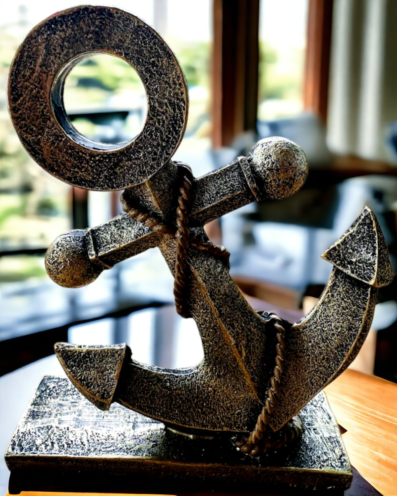 Escultura Rústica de Âncora em Resina - "Lenda do Mar", personalização da âncora com gravação