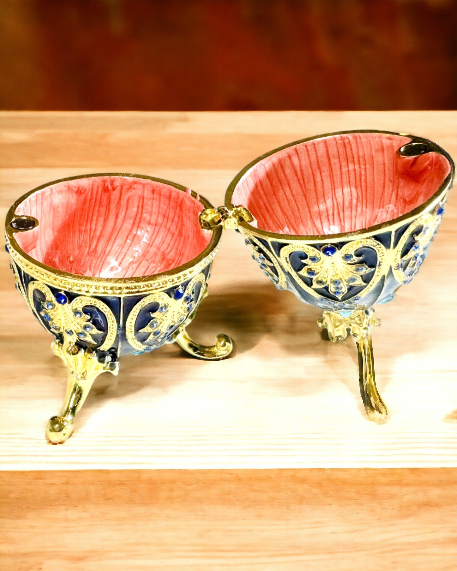 Ovo Fabergé Exclusivo - cor azul escuro – Caixa Decorativa para Joias em Esmalte