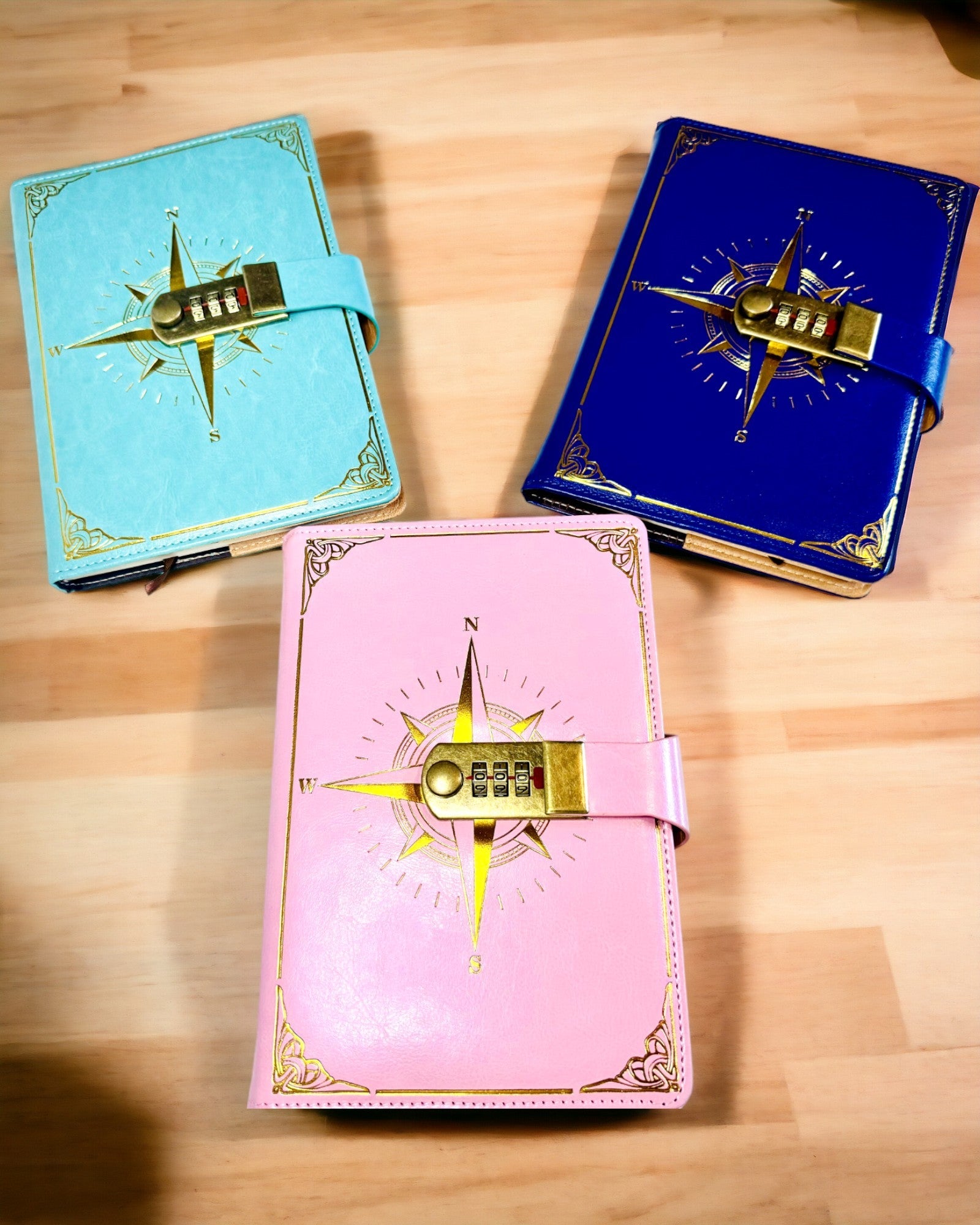 Notatnik Premium com Fecho de Código A5 - Estilo Vintage com Bússola, Design Japonês, Artigos de Papelaria para Estudantes e Negócios. Personalização com gravação