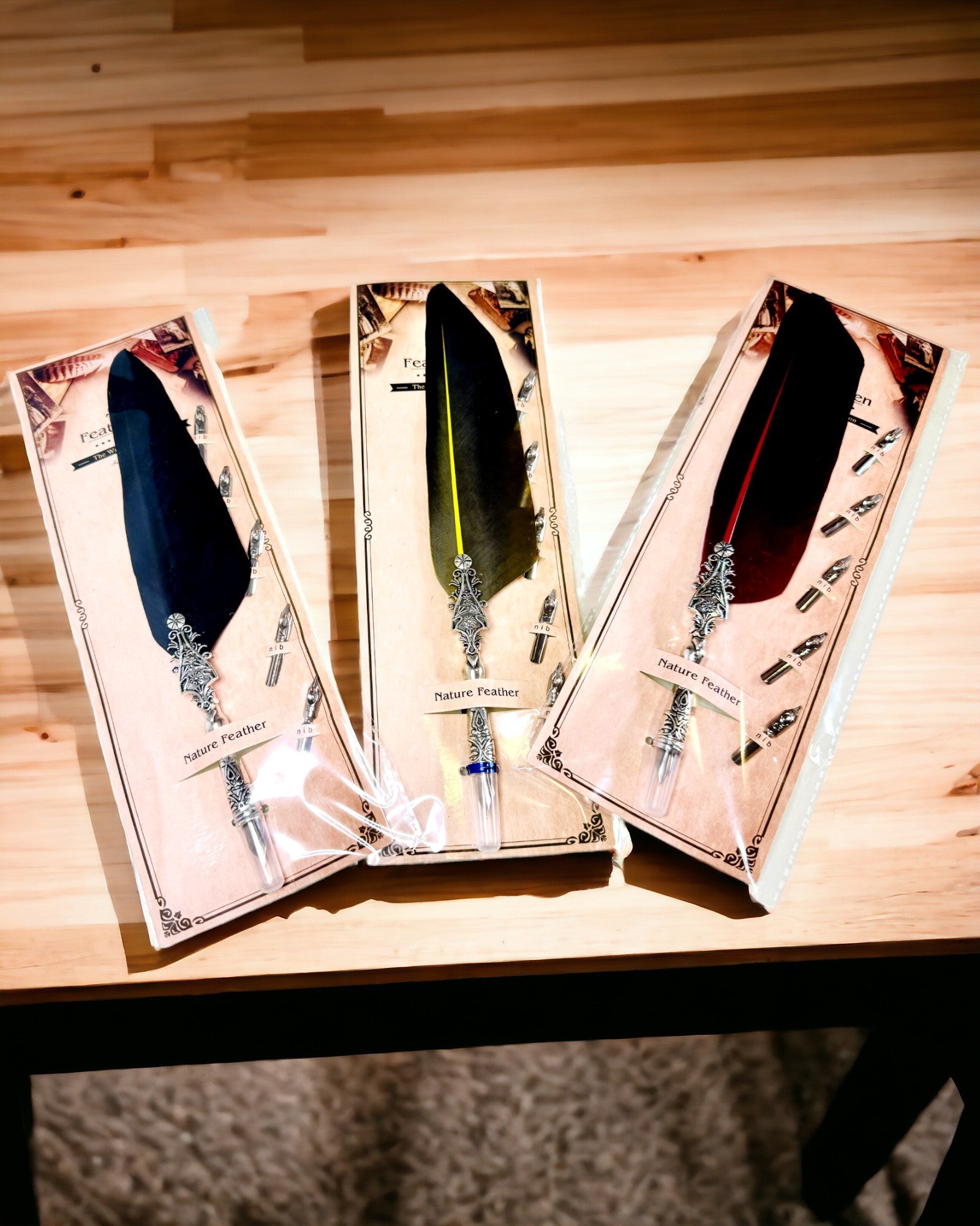 Caneta de Caligrafia Vintage com Pena de Ganso Natural – Presente Ideal para o Dia da Mãe ou do Professor. Gravura