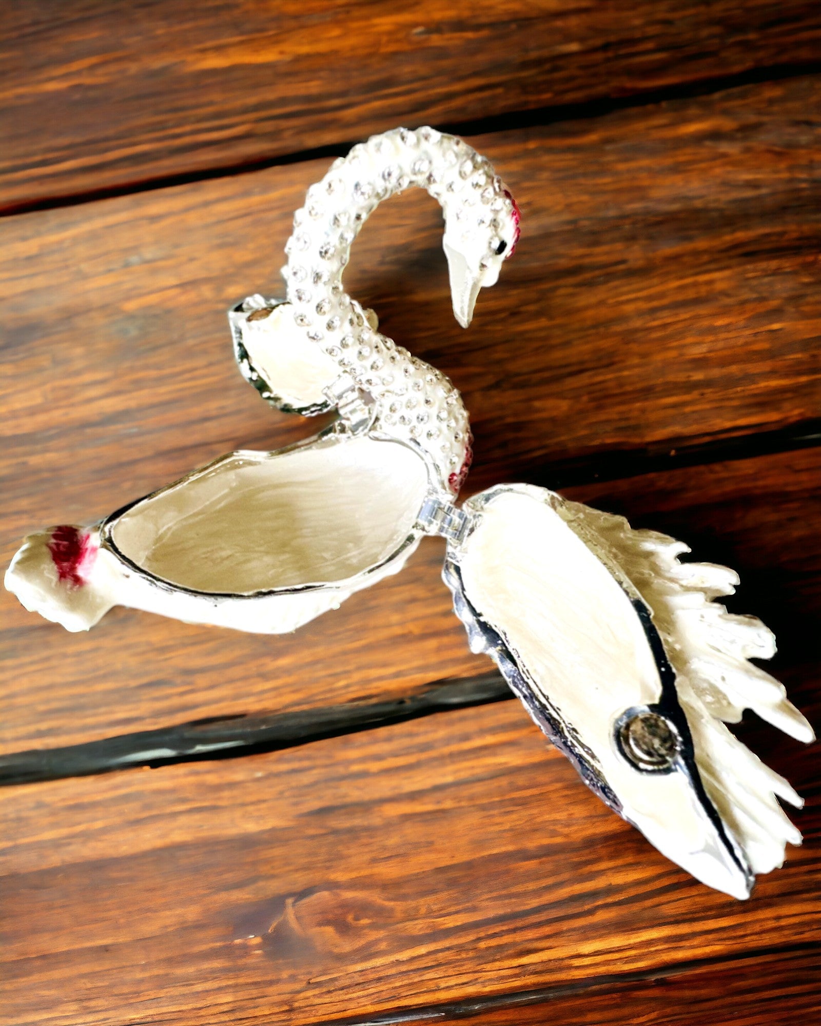 Caixa Elegante "Jóia do Cisne" - personalização com gravação