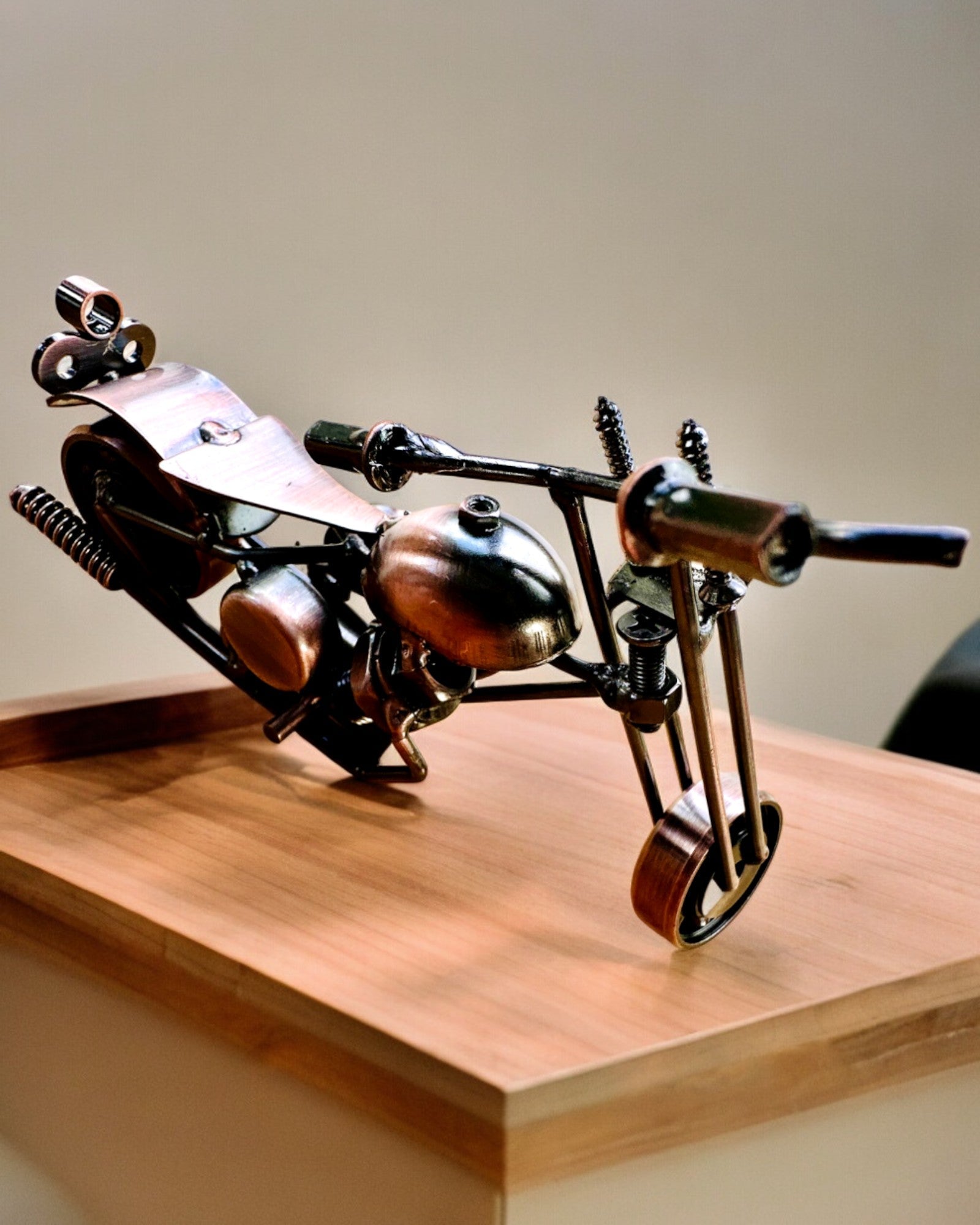 Modelo de Motocicleta Feito à Mão em ferro, Chopper, personalização, gravação para presente