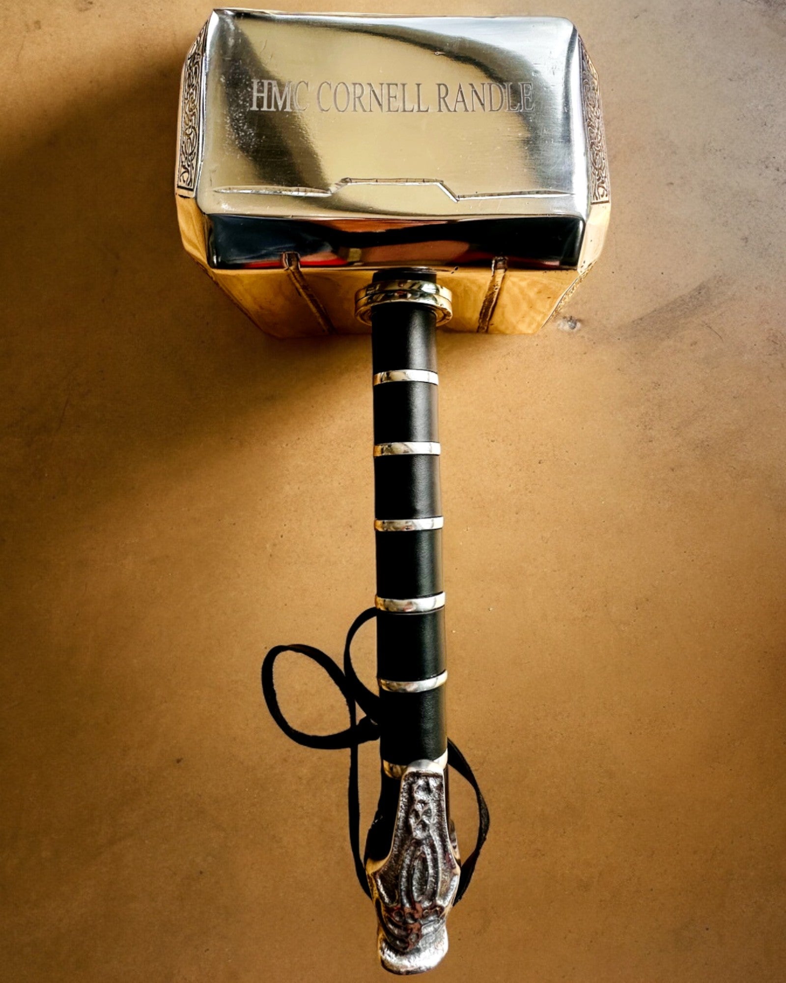 Martelo de Thor "Chief" - Martelo Artesanal Feito à Mão, personalização com gravação para presente