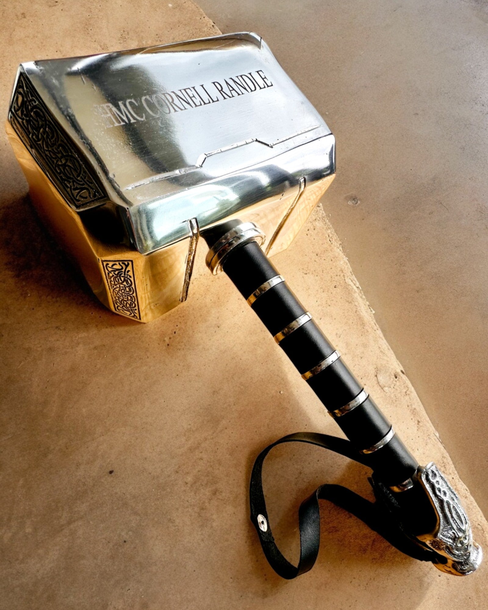 Martelo de Thor "Chief" - Martelo Artesanal Feito à Mão, personalização com gravação para presente