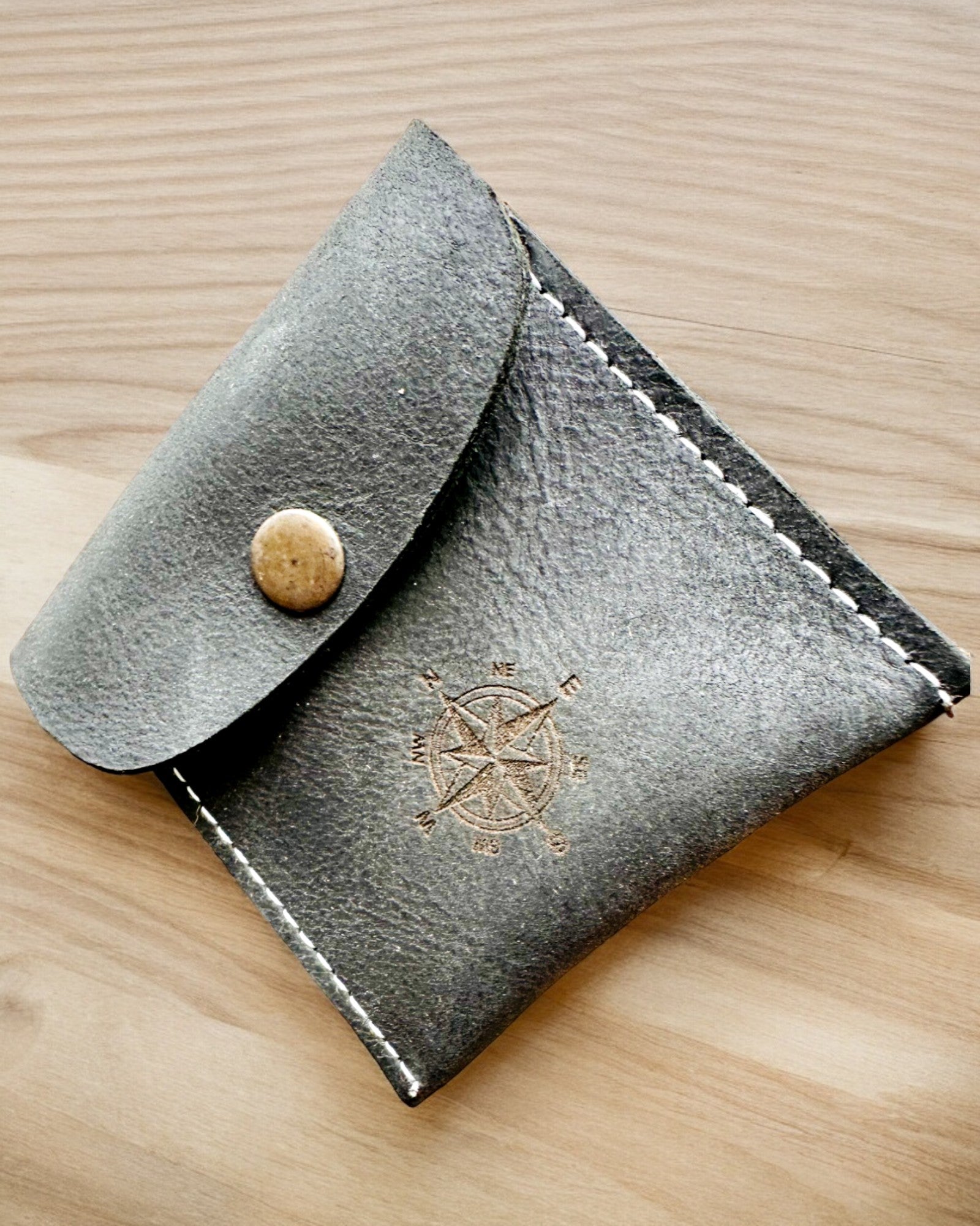 Estojo para relógio de bolso ou bússola Viajante - possibilidade de personalização com gravação