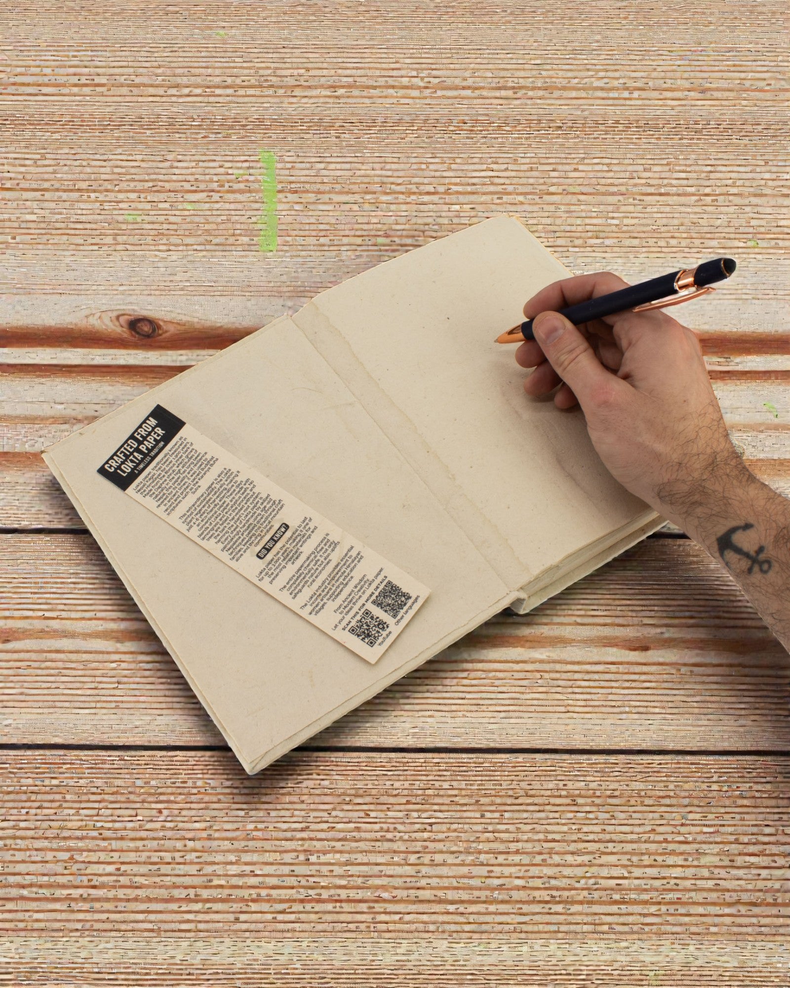 Lokta Escrita de Herança – caderno grande 21 × 15 cm, 45 folhas, As suas palavras enraizadas na tradição