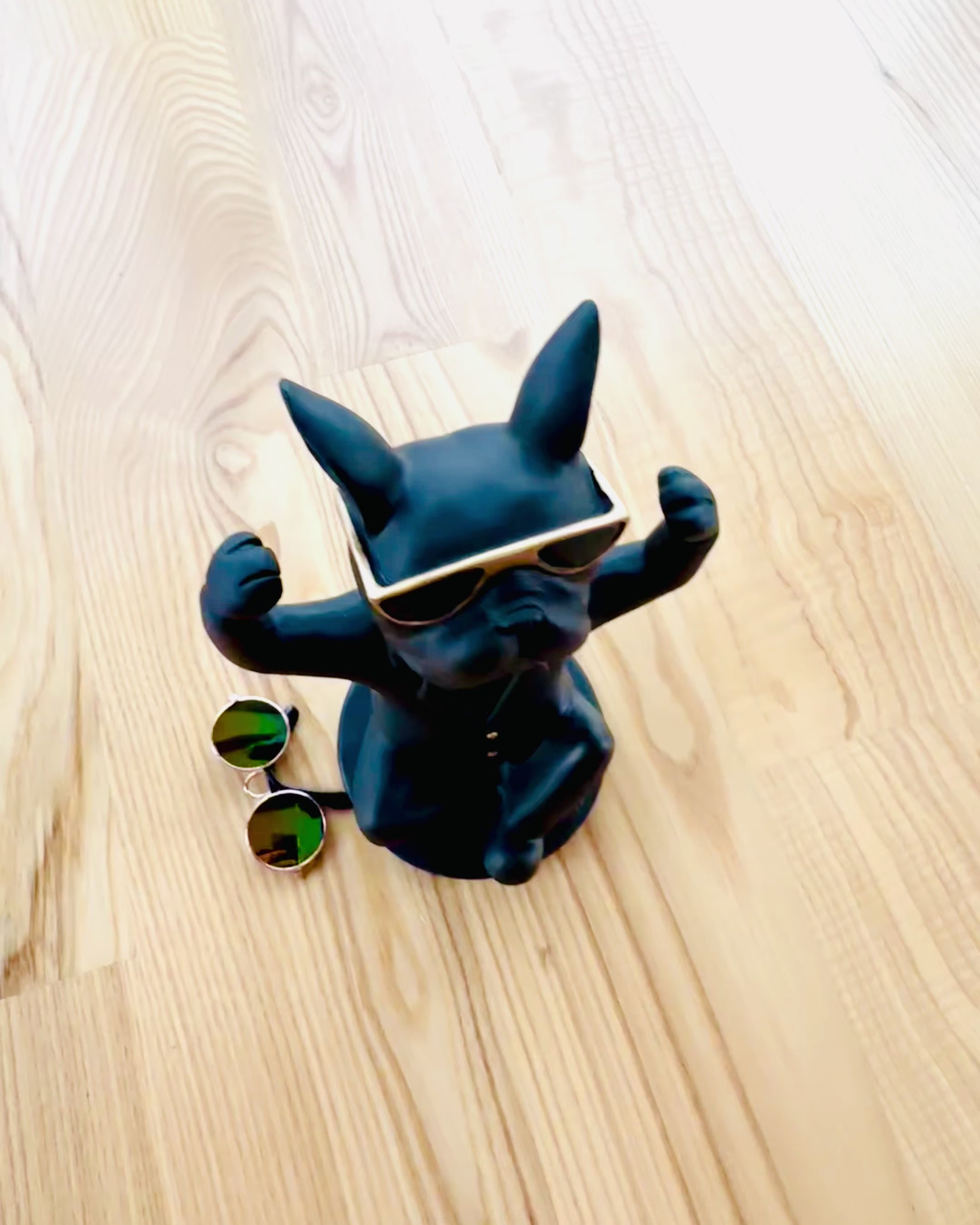 Figura Bulldog Elegance - Suporte exclusivo para copos, possibilidade de personalização com gravação