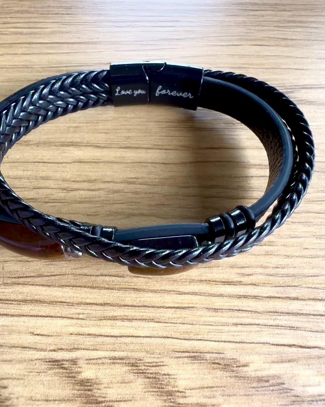Pulseira Masculina Magnetic Love – em couro com possibilidade de personalização com gravação para presente