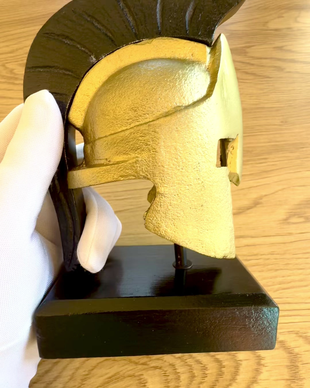 Capacete Spartan Premium – escultura decorativa feita à mão, possibilidade de personalização com gravação para presente