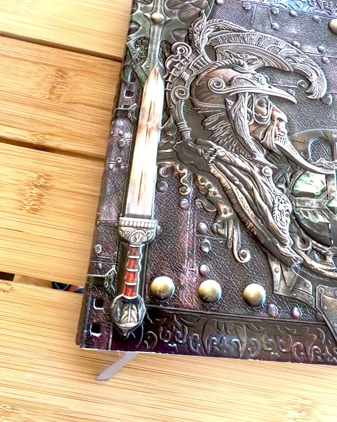 Crónica do Guerreiro Caderno com Tema de Cavaleiro, caderno com possibilidade de personalização com gravação para presente