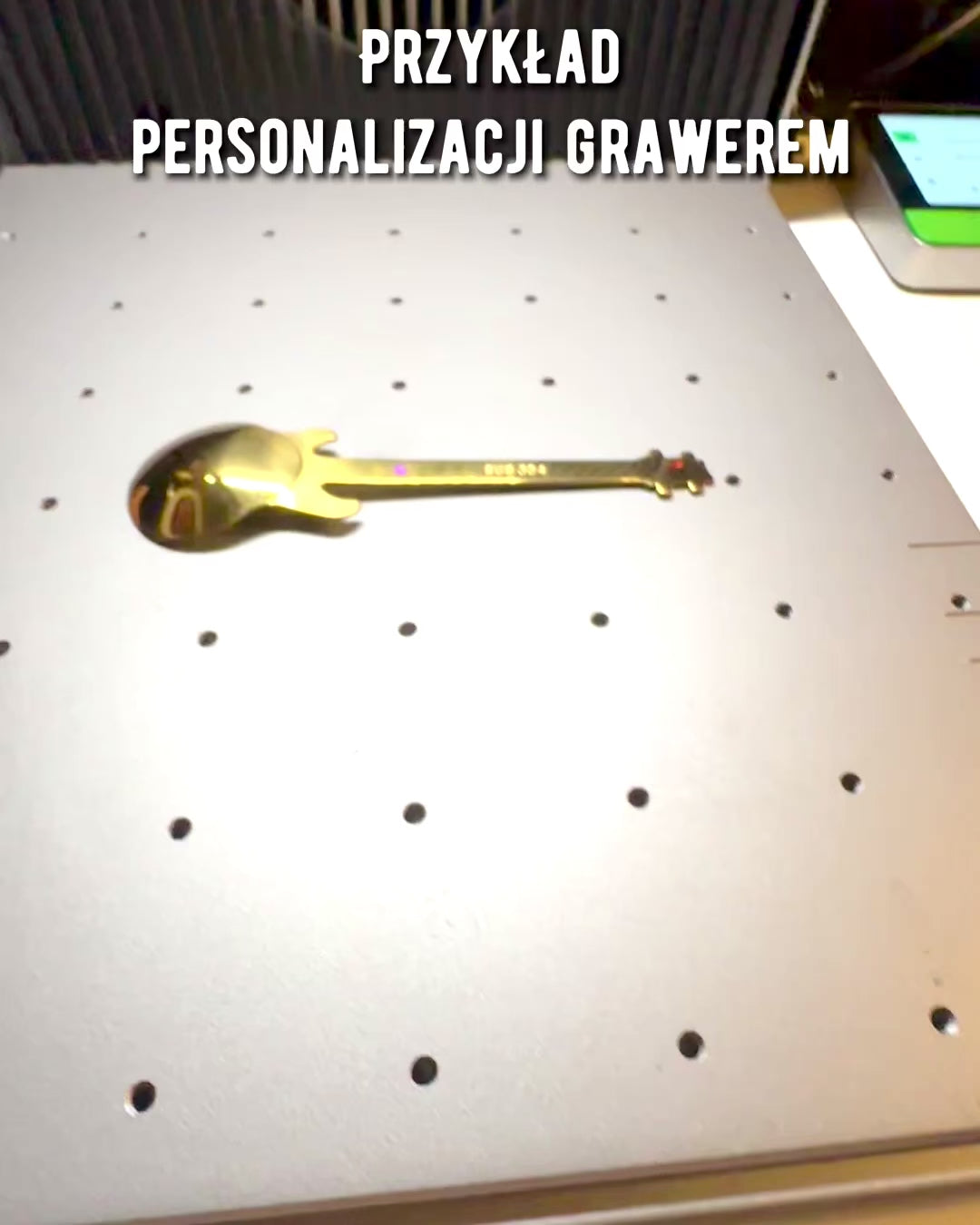 Colher "Strunowy Hit" com opção de gravação 2 variantes de cores à escolha