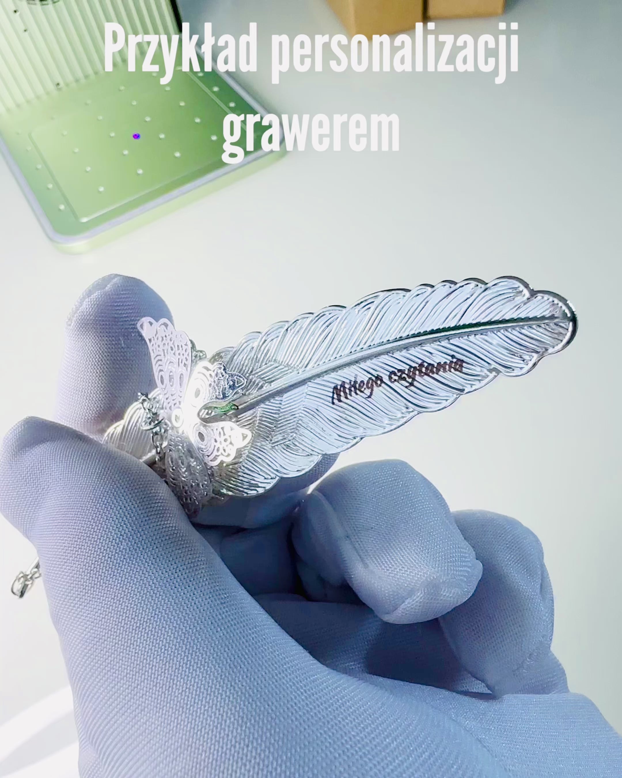 Marcador de Livro Criativo em Estilo Retro com Motivo de Pena e Borboleta – Elegante Presente Promocional, Cor Prateado/Azul