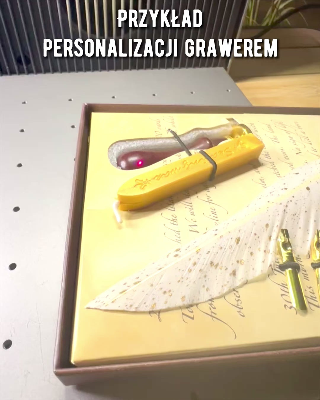 Conjunto de Caligrafia "Elegância na Prática" com Opção de Gravação, para presente. 2 variantes de cores à escolha