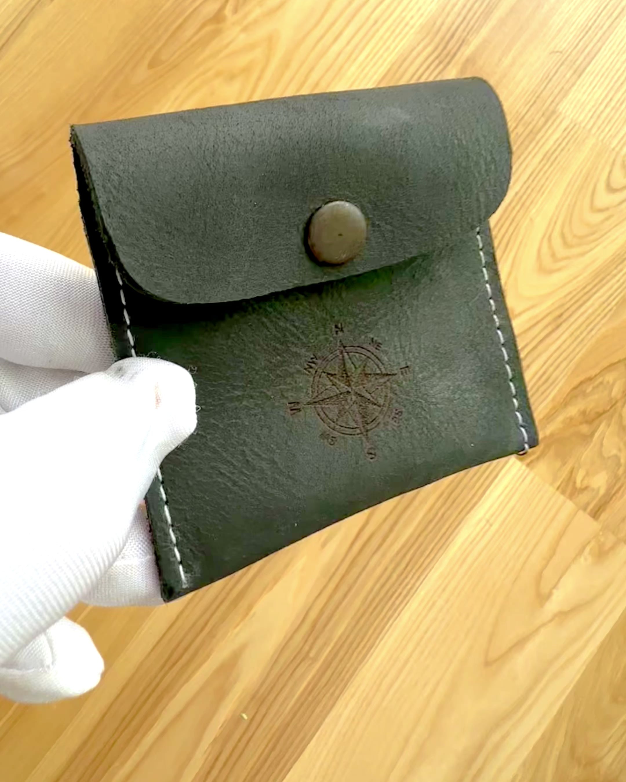 Estojo para relógio de bolso ou bússola Viajante - possibilidade de personalização com gravação