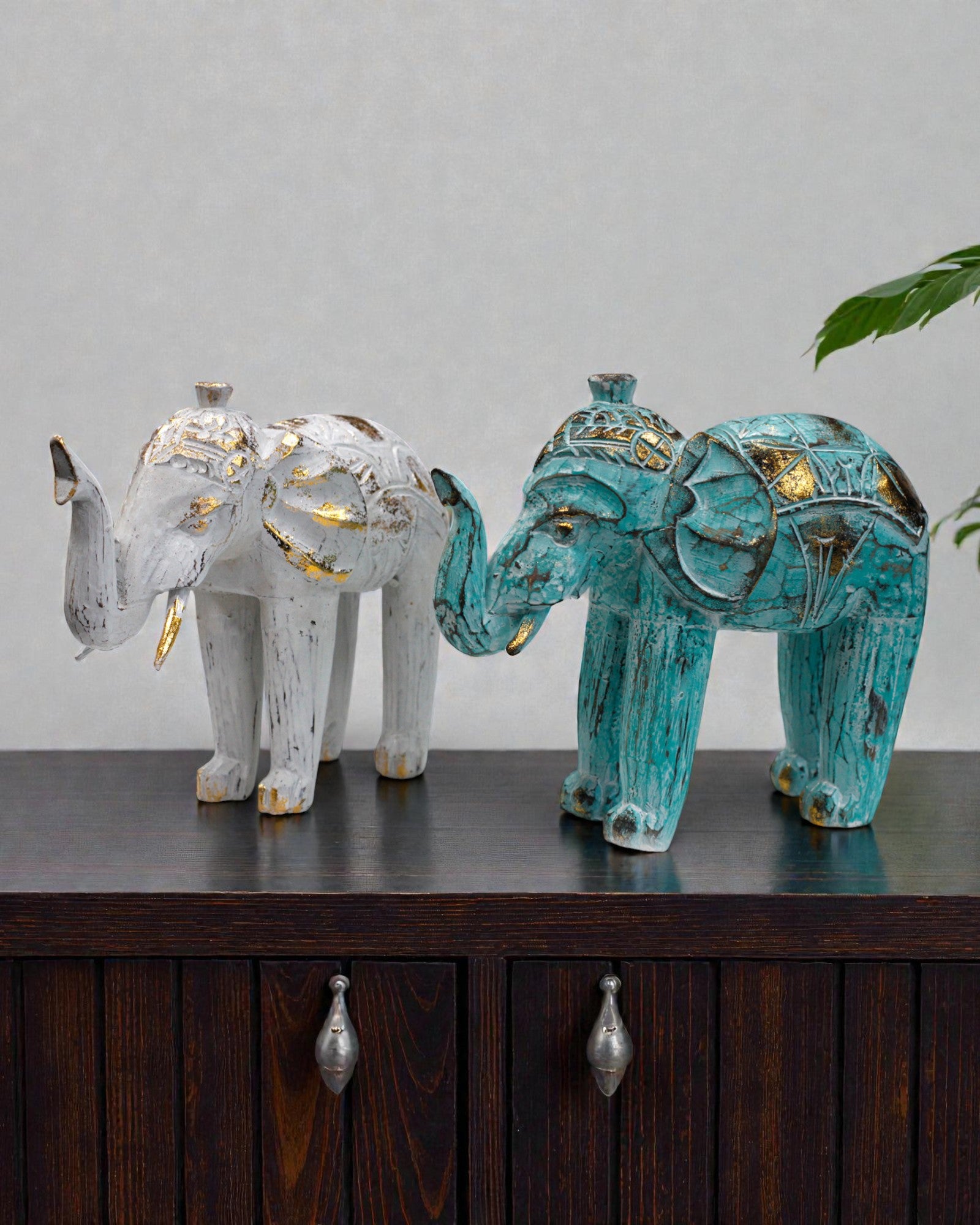 Escultura de Elefante 24 cm – Turquesa e Dourado