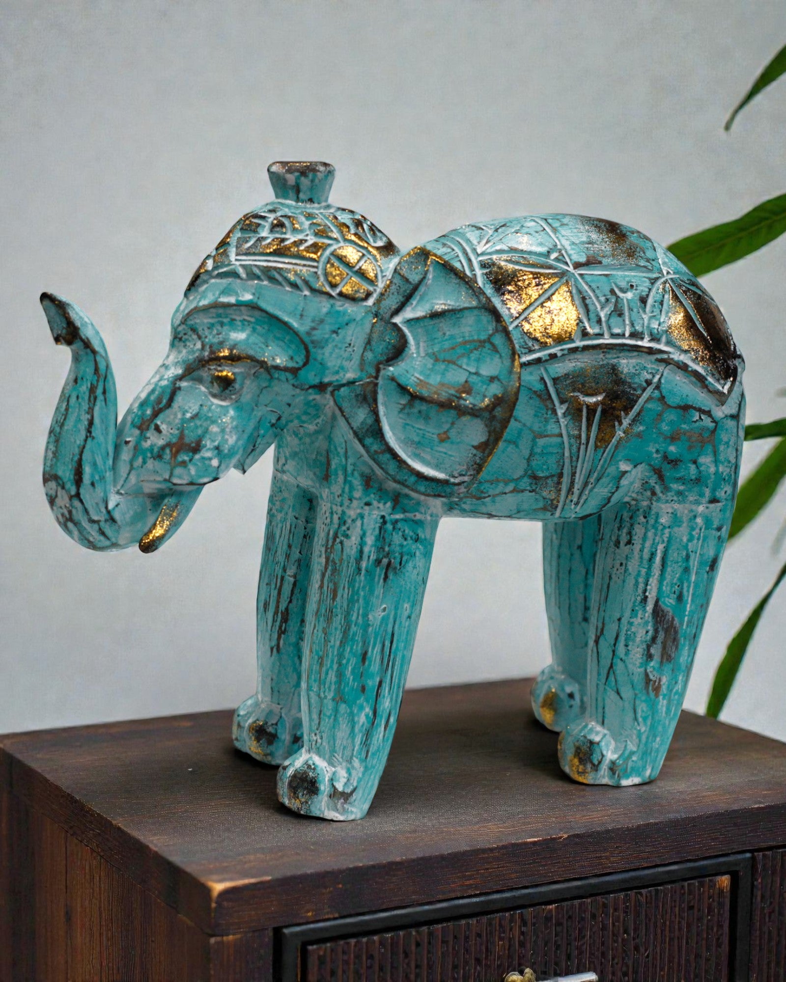 Escultura de Elefante 24 cm – Turquesa e Dourado