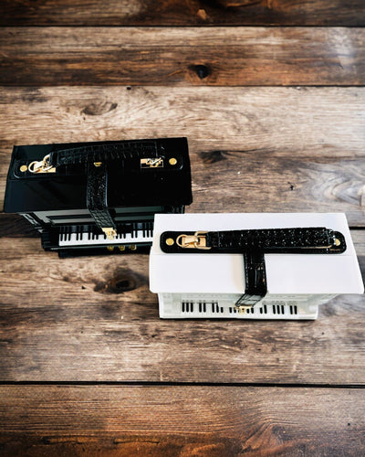 Mala Feminina “Piano Elegante” em Cores Preto e Branco