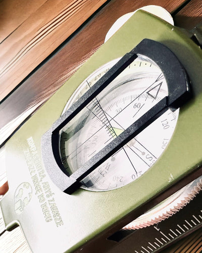 Compasso Inclinométrico Profissional K4580 - À Prova de Água, Multifuncional, para Desafios de Campo