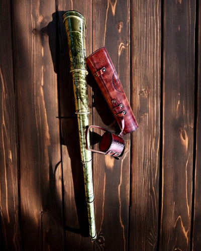 Luneta Real “Voyager 1818” – Exclusiva, em latão, 83 cm, feita à mão, com estojo em pele natural – Edição de colecionador, personalizável com gravação para presente