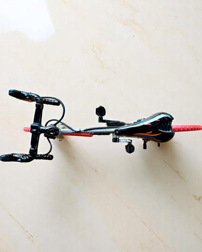 „Speedster” – modelo de colecionador com opção de gravação, 2 variantes à escolha