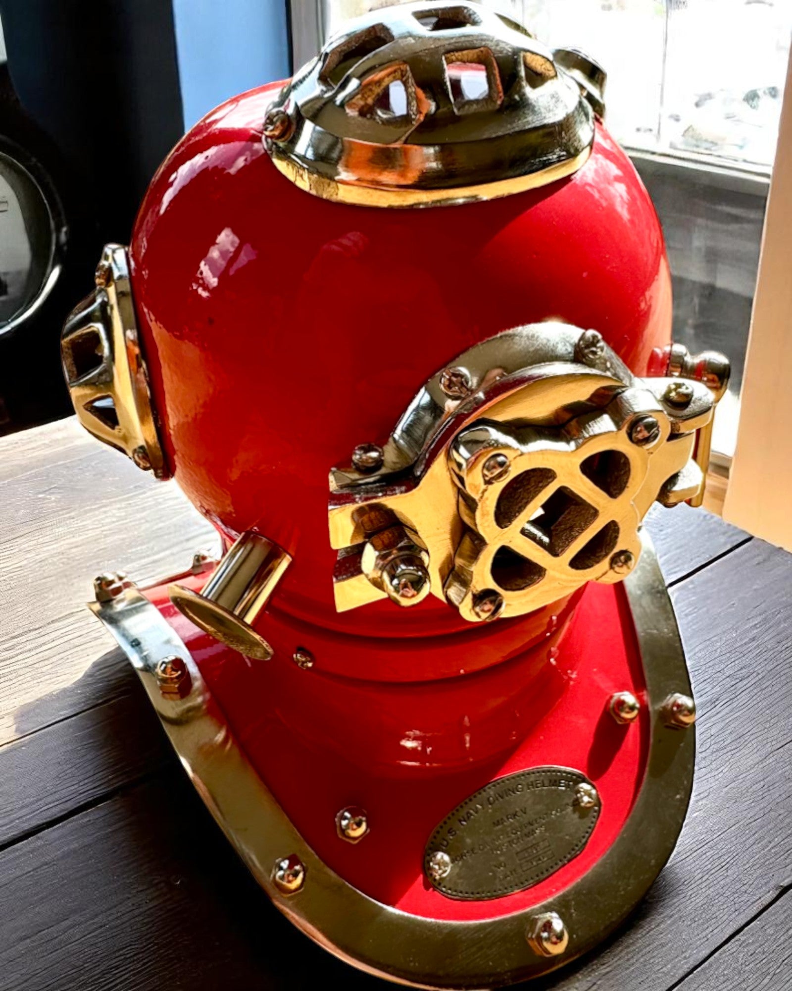 Capacete do Explorador das Profundezas - Edição de Colecionador com Opção de Gravação, 35 cm, presente para bombeiro ou mergulhador