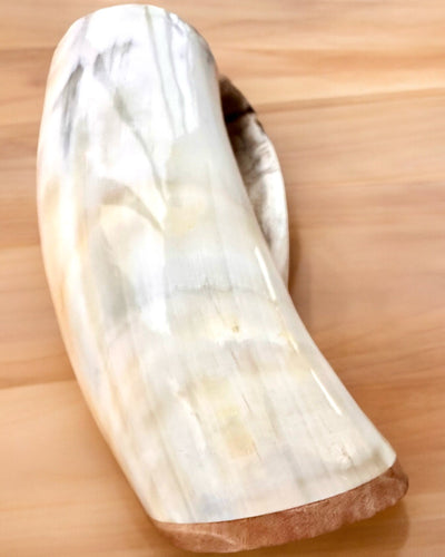 Caneca Esculpida 'Majstersztyk' com possibilidade de personalização por gravação - 5 variantes de cores