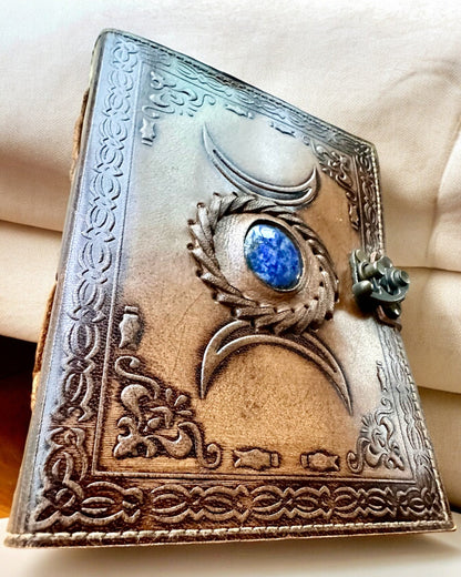 Dziennik Premium, Padrão Antigo, Caderno de Couro "Magiczna Kronika" 200 páginas, 2 variantes à escolha, personalização com gravação